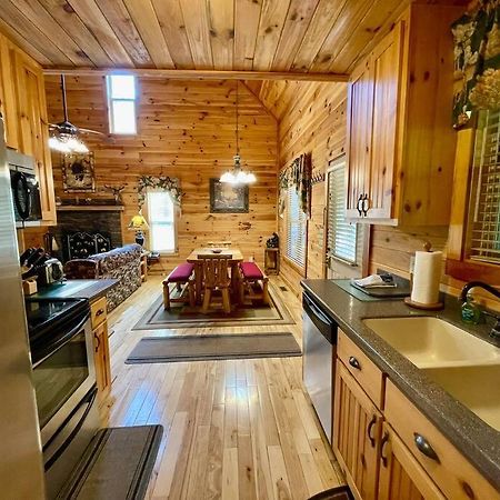 Cabin 2 Bed Close To Helen Hot Tub #15 エクステリア 写真