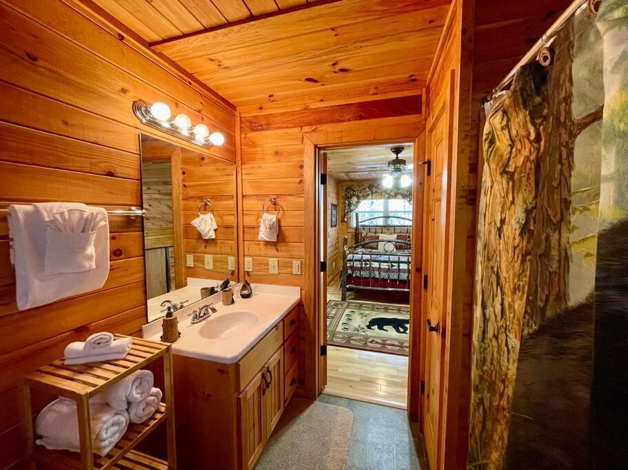 Cabin 2 Bed Close To Helen Hot Tub #15 エクステリア 写真